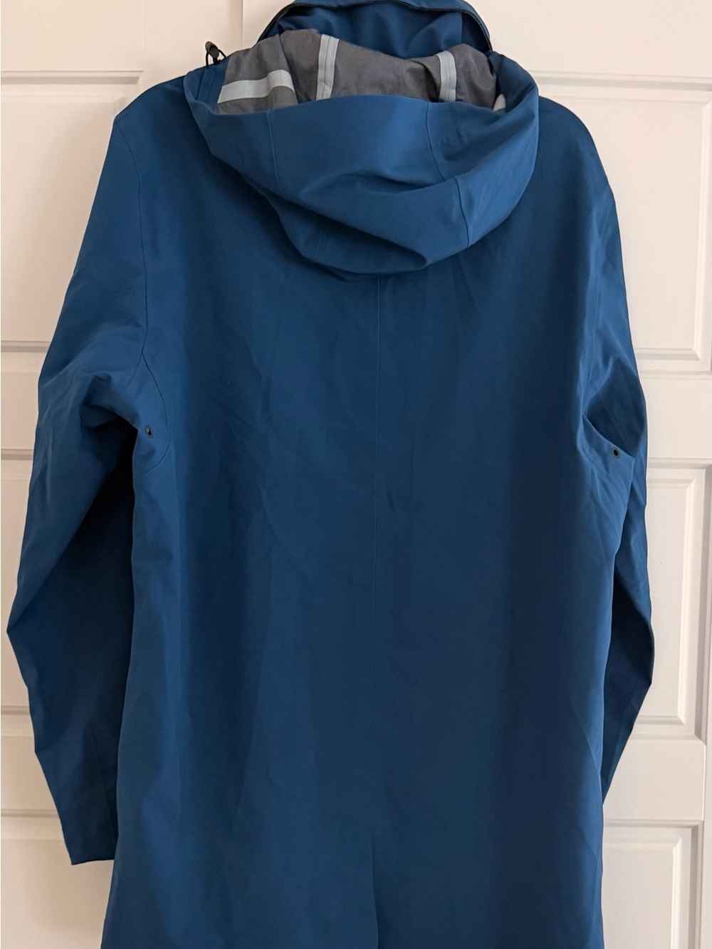 RHONE Copenhagen Shell Jacket - Picture 5 of 9